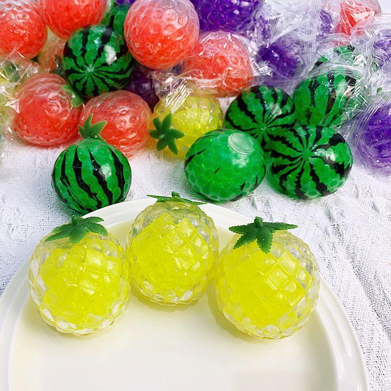 Fruit Shaped Squeeze Ball Toy  - Electronics Gadgets For Kids recension och pris