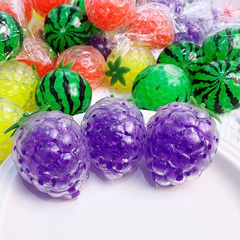 Fruit Shaped Squeeze Ball Toy  - Electronics Gadgets For Kids recension och pris